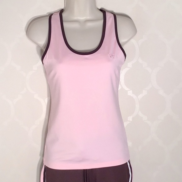 🆕SO SPORTY TANK & CAPRI SET - Picture 2 of 12